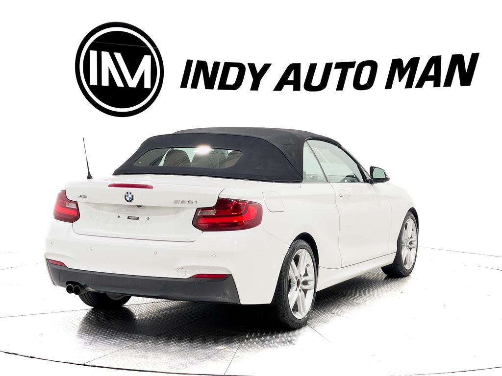 2016 BMW 2 Series Image 4