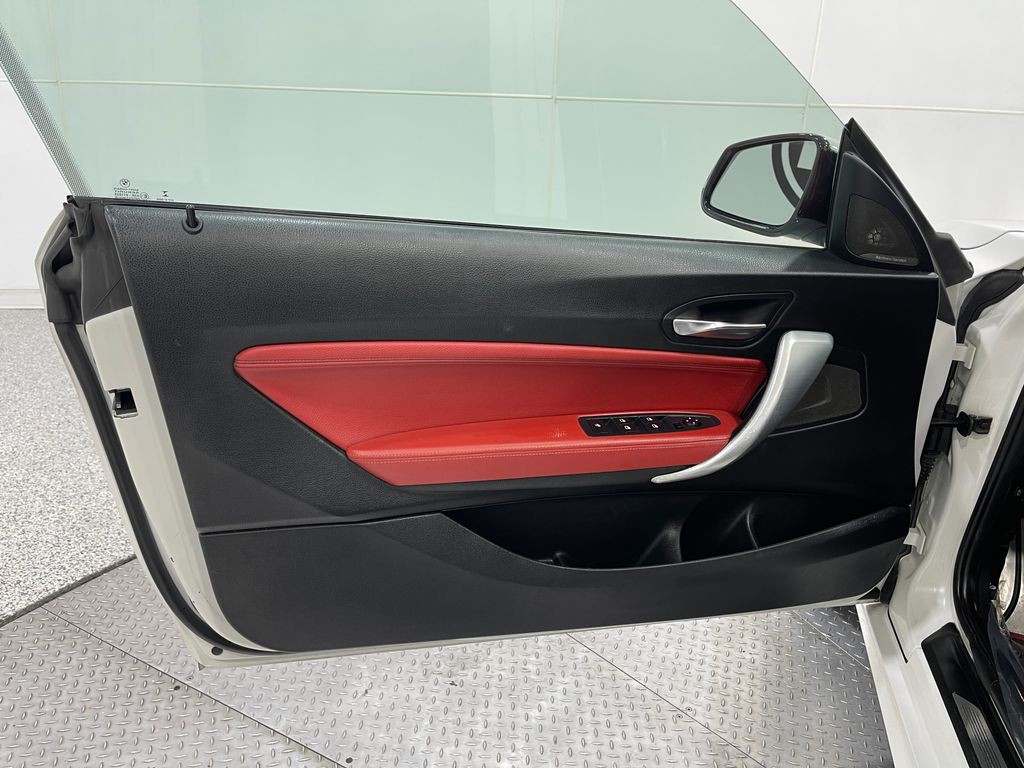 2016 BMW 2 Series Image 13