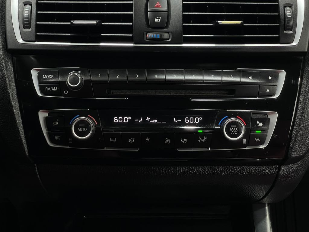 2016 BMW 2 Series Image 22