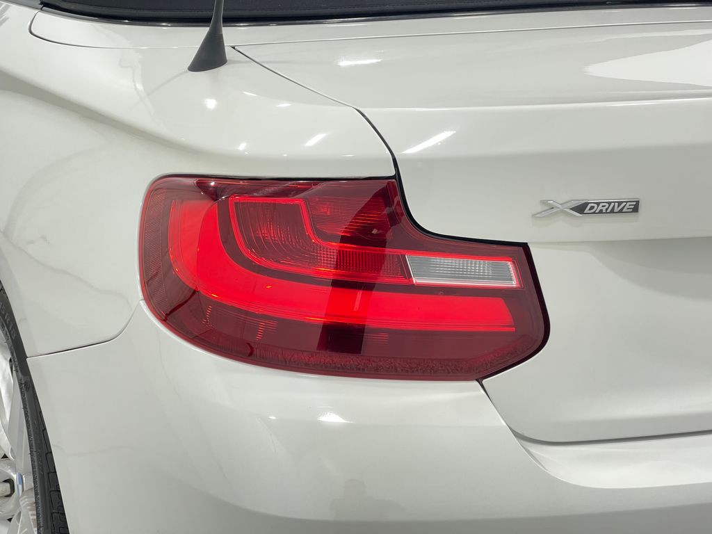 2016 BMW 2 Series Image 30