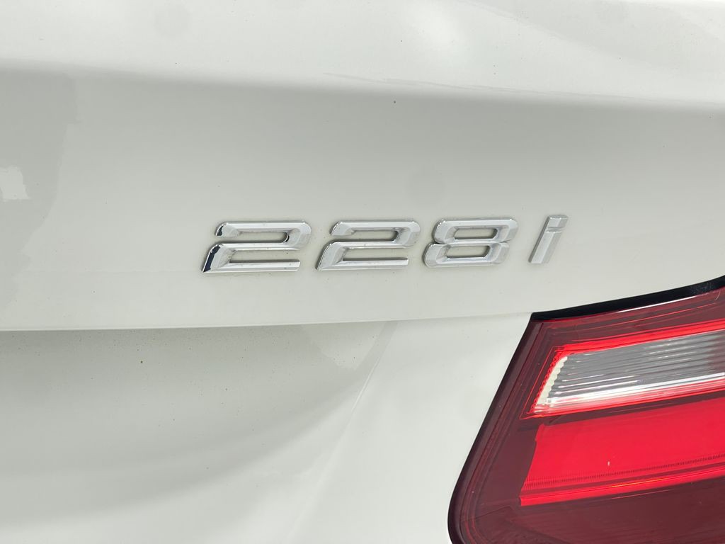 2016 BMW 2 Series Image 36