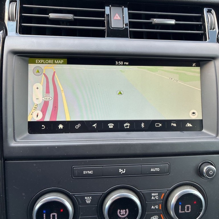 2018 Land Rover Discovery Image 15