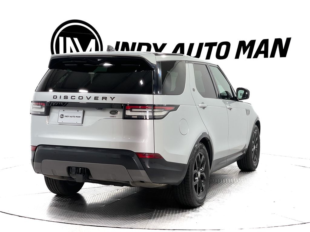 2018 Land Rover Discovery Image 4