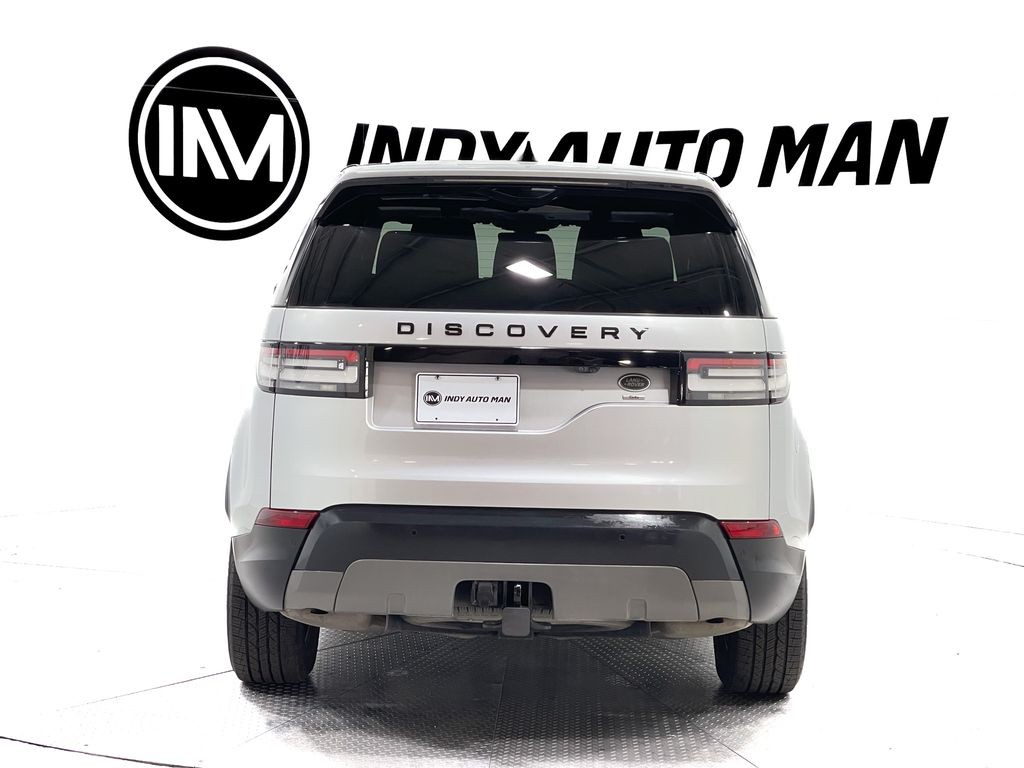 2018 Land Rover Discovery Image 5