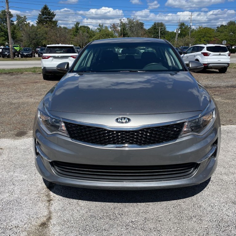 2018 Kia Optima Image 2