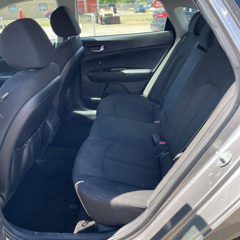 2018 Kia Optima Image 16