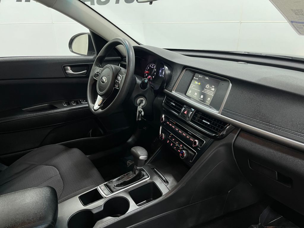 2018 Kia Optima Image 19