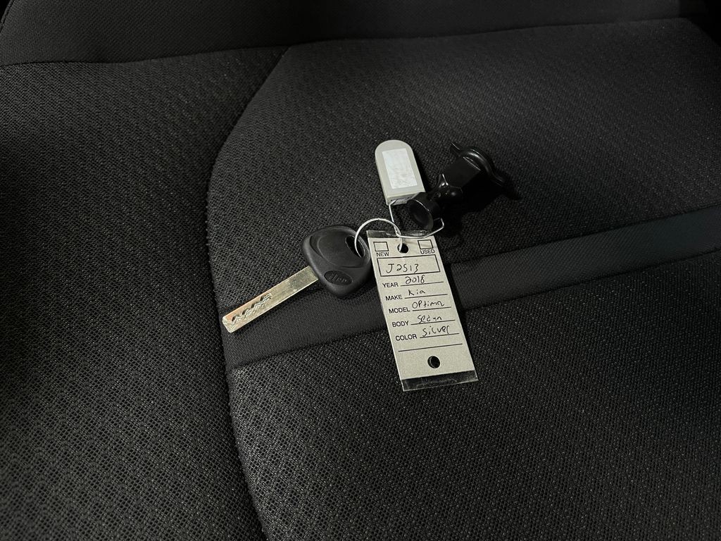 2018 Kia Optima Image 36