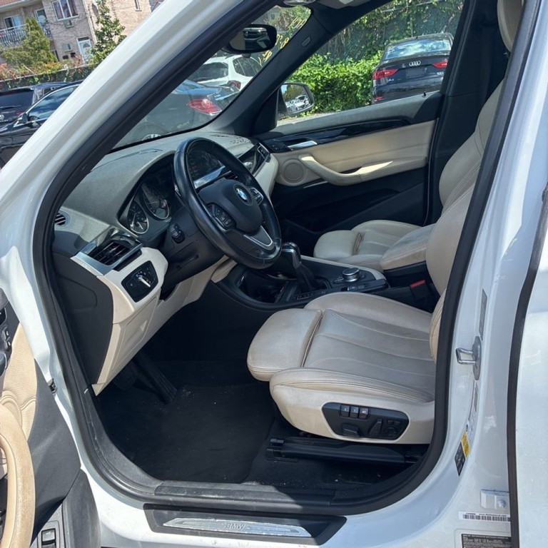 2018 BMW X1 Image 9