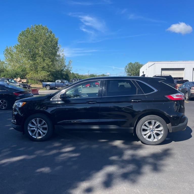 2019 Ford Edge Image 5