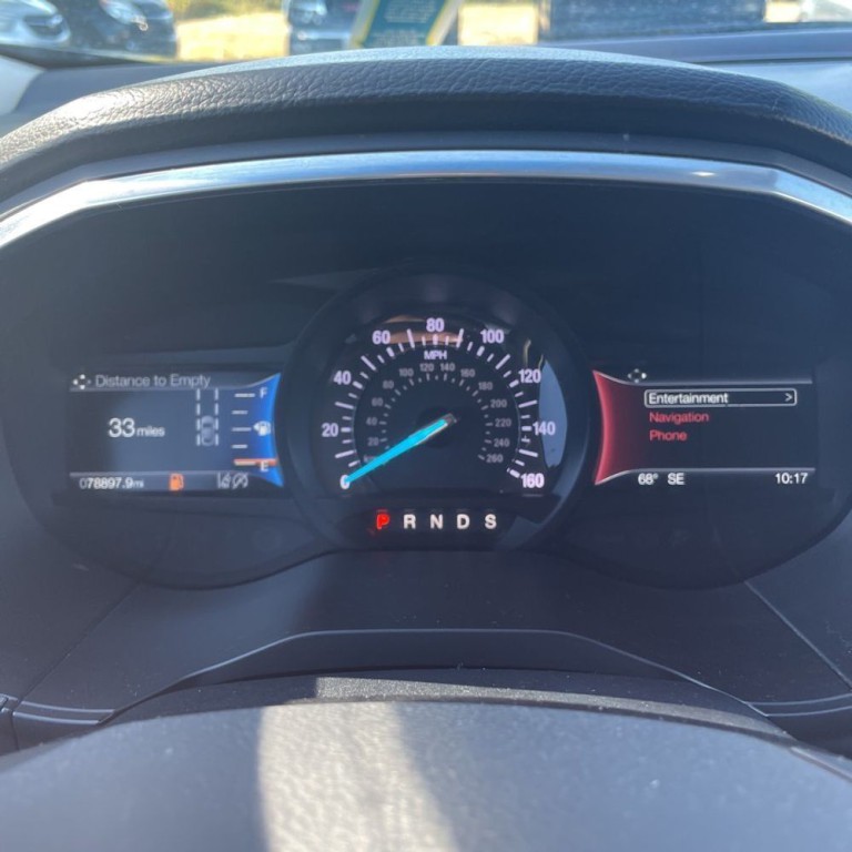 2019 Ford Edge Image 10