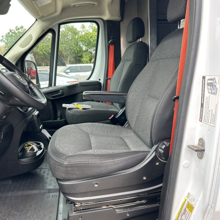 2023 RAM Promaster Image 9