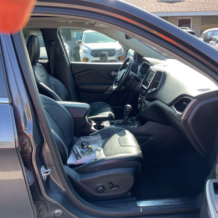 2021 Jeep Cherokee Image 10