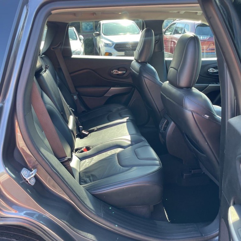 2021 Jeep Cherokee Image 16