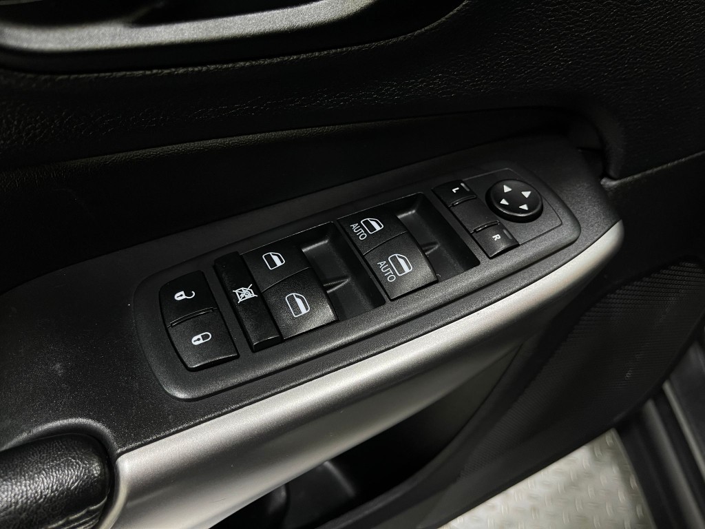 2021 Jeep Cherokee Image 16