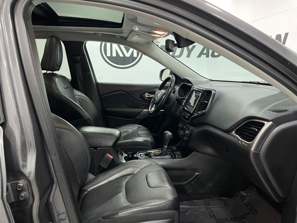 2021 Jeep Cherokee Image 32