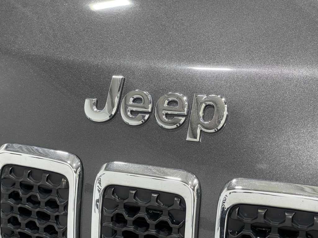 2021 Jeep Cherokee Image 38