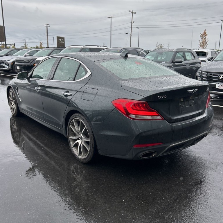 2021 Genesis G70 Image 6