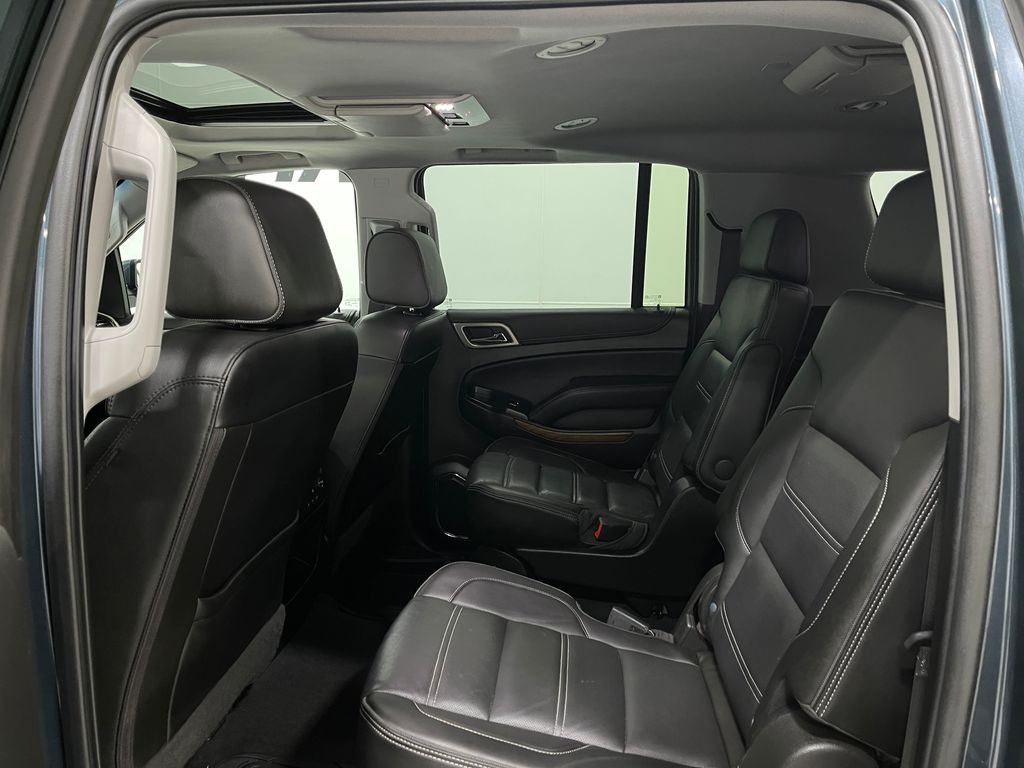 2020 GMC Yukon Image 32
