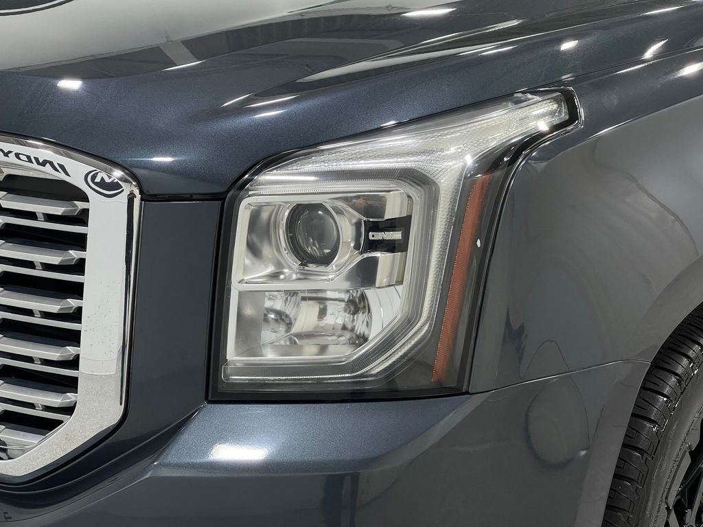 2020 GMC Yukon Image 37