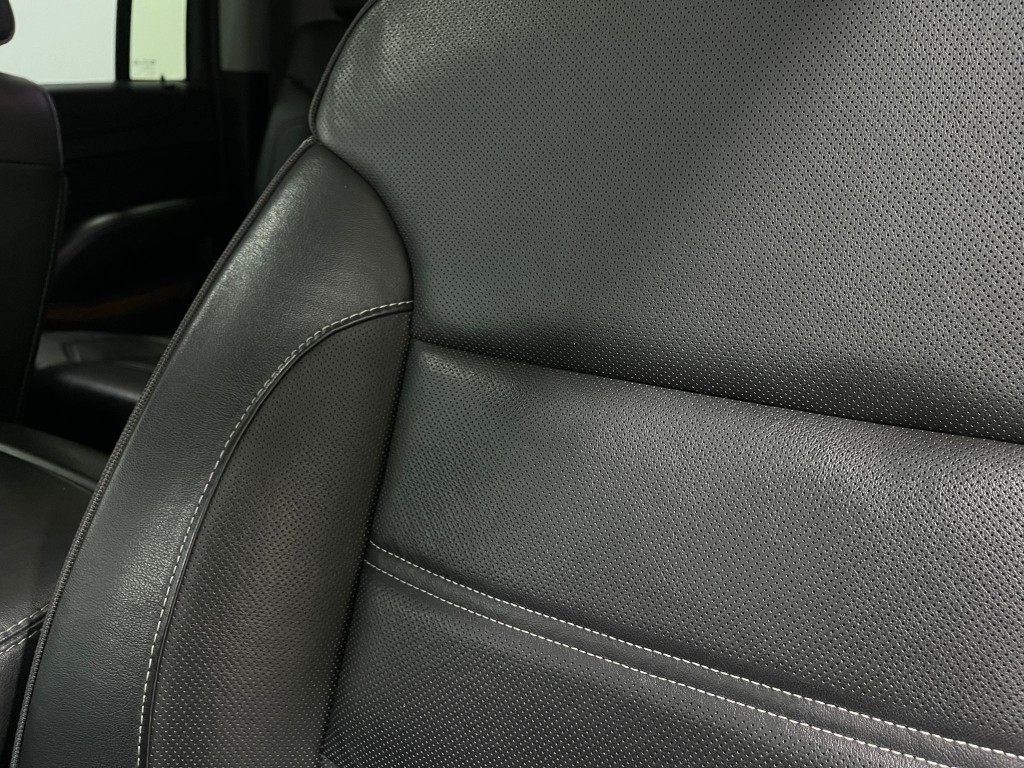 2020 GMC Yukon Image 16