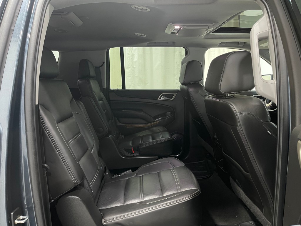 2020 GMC Yukon Image 32