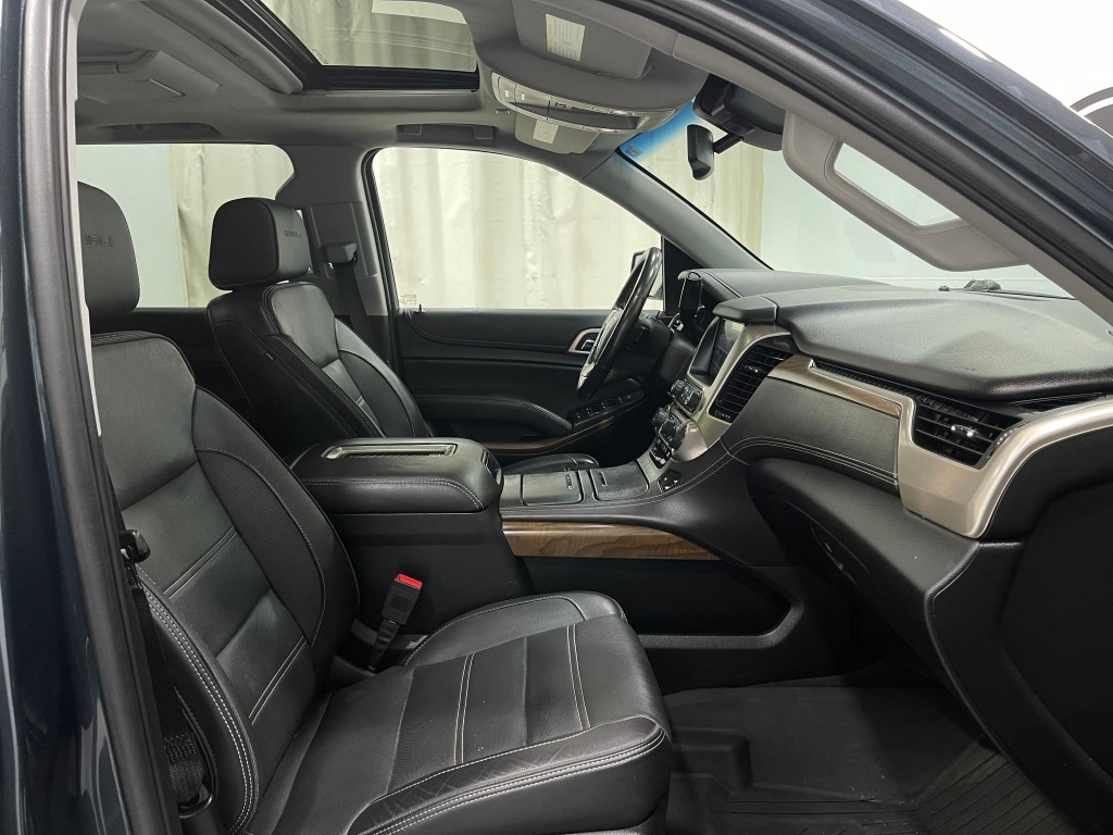 2020 GMC Yukon Image 33
