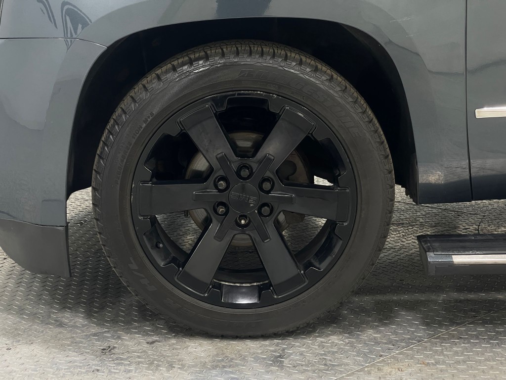 2020 GMC Yukon Image 36