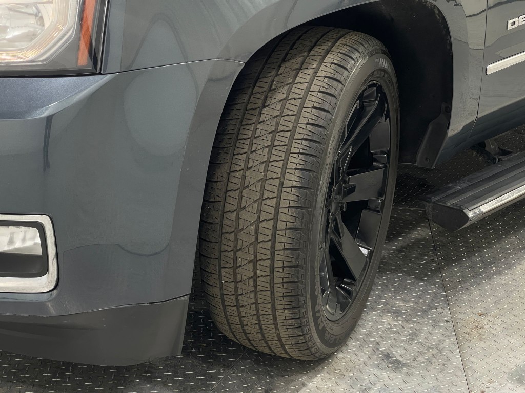 2020 GMC Yukon Image 37