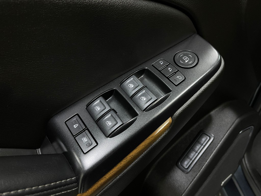 2020 GMC Yukon Image 18