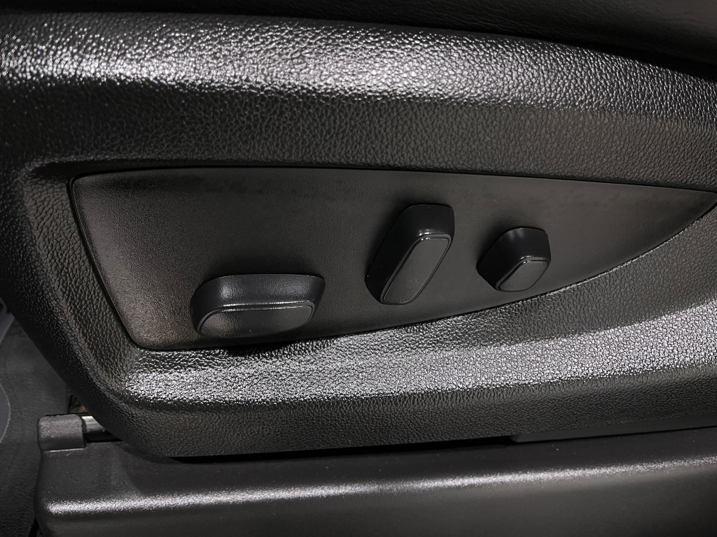 2020 GMC Yukon Image 19