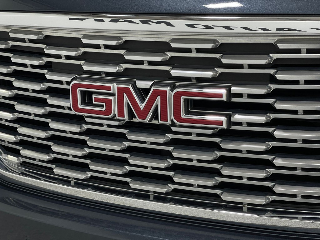 2020 GMC Yukon Image 42