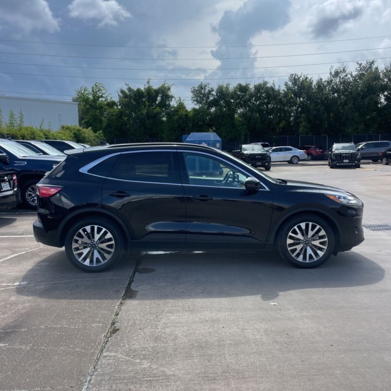 2020 Ford Escape Image 3