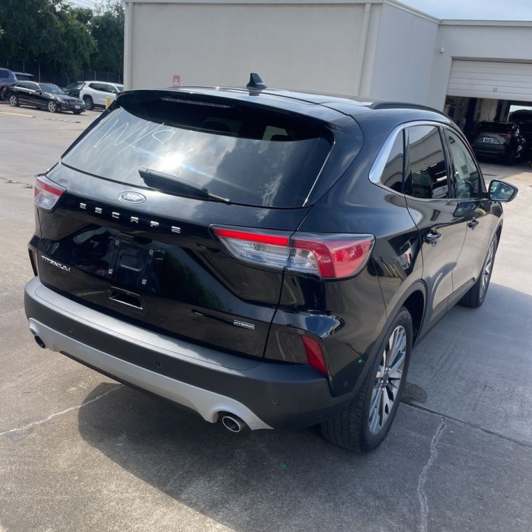 2020 Ford Escape Image 5