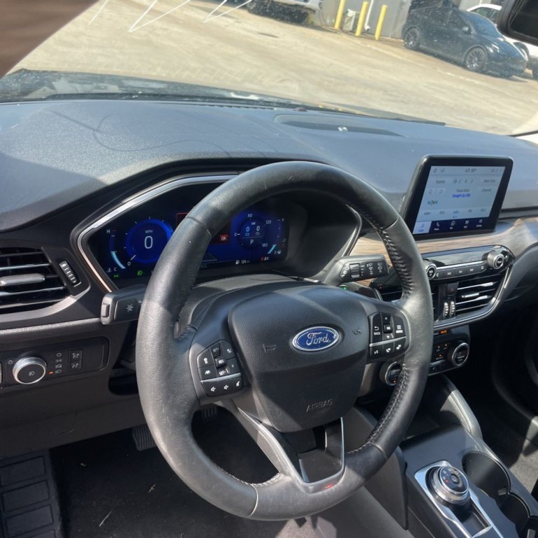 2020 Ford Escape Image 10