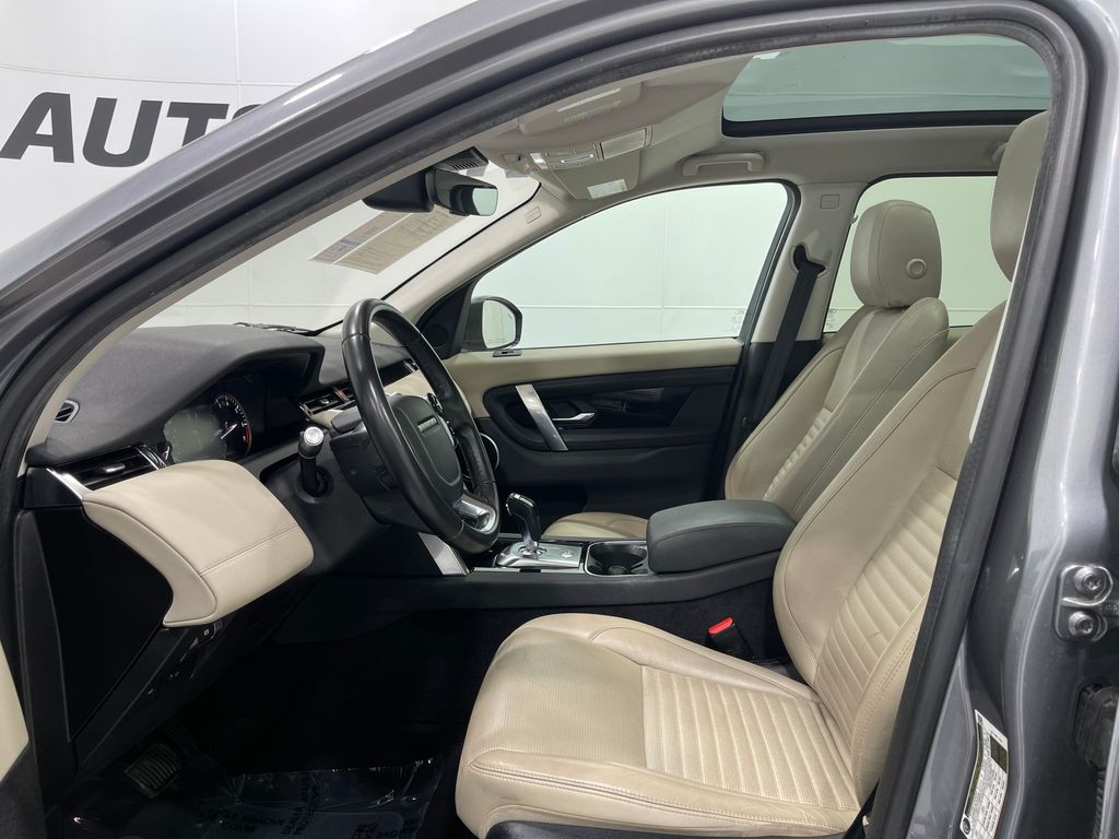 2020 Land Rover Discovery Sport Image 14