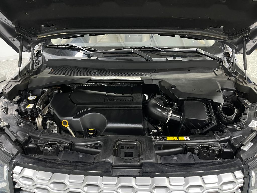2020 Land Rover Discovery Sport Image 27
