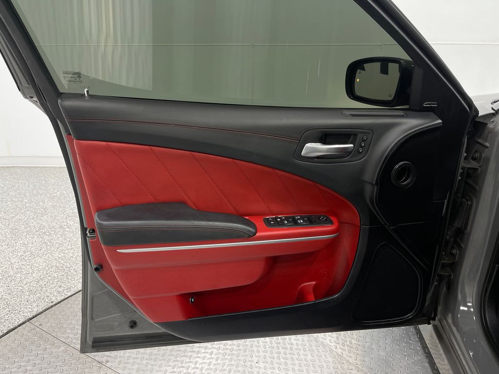 2019 Dodge Charger Image 15