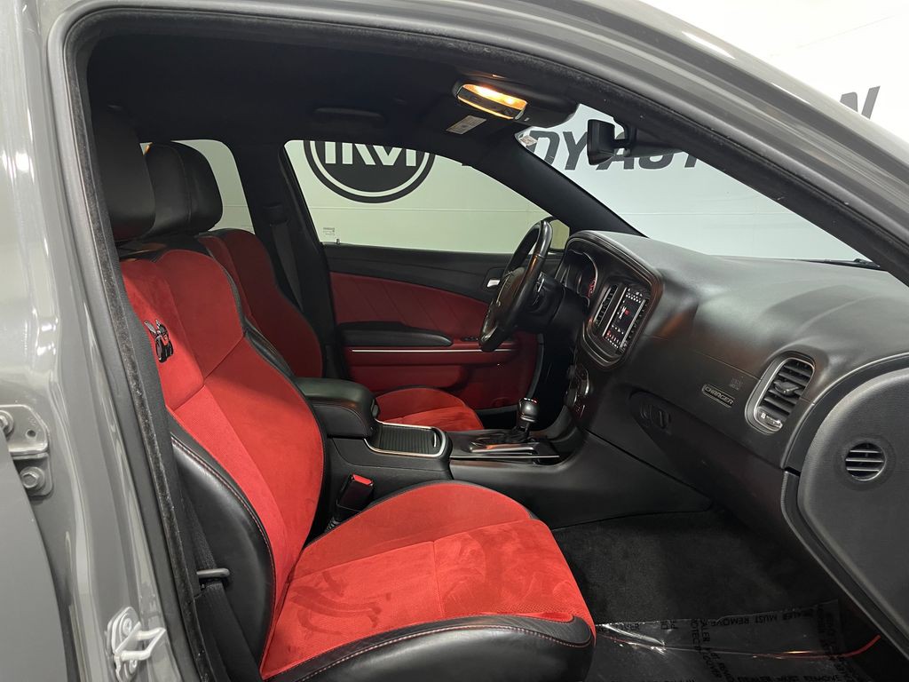2019 Dodge Charger Image 31