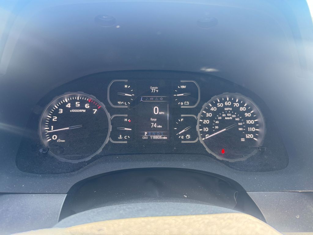 2018 Toyota Tundra Image 8