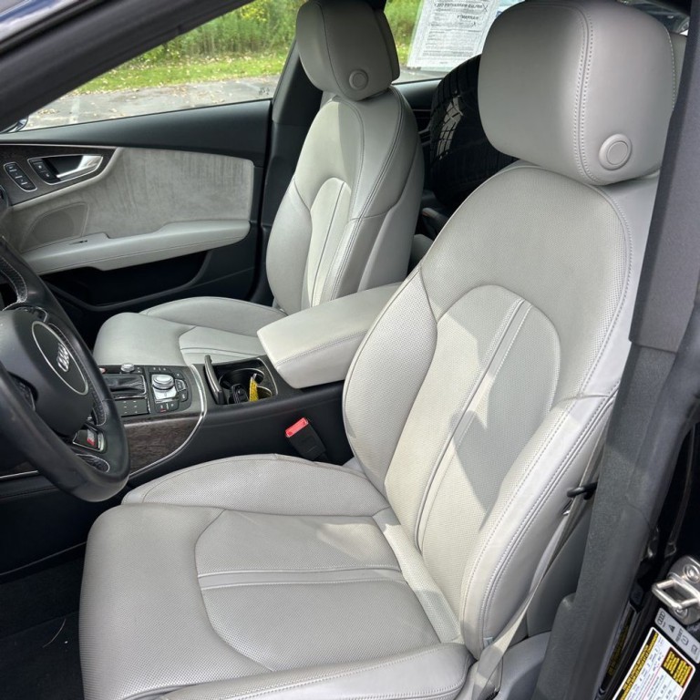 2017 Audi S7 Image 9