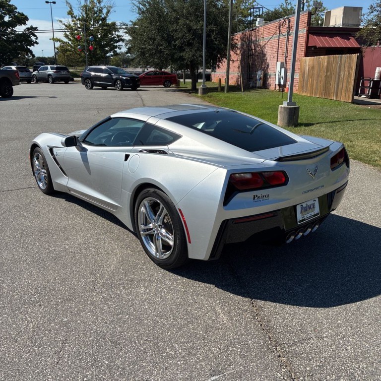 2016 Chevrolet Corvette Image 8