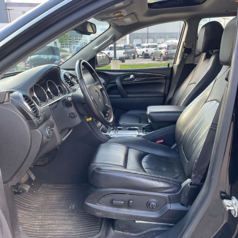2016 Buick Enclave Image 9
