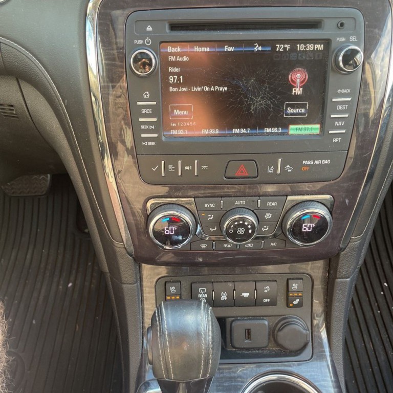 2016 Buick Enclave Image 14
