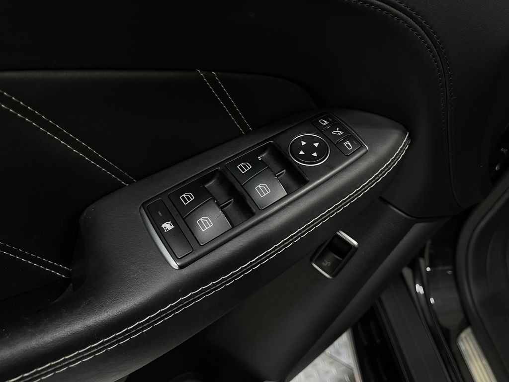 2016 Mercedes-Benz GLE-Class Image 17