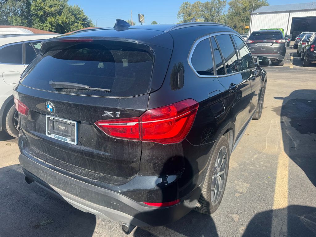 2016 BMW X1 Image 3