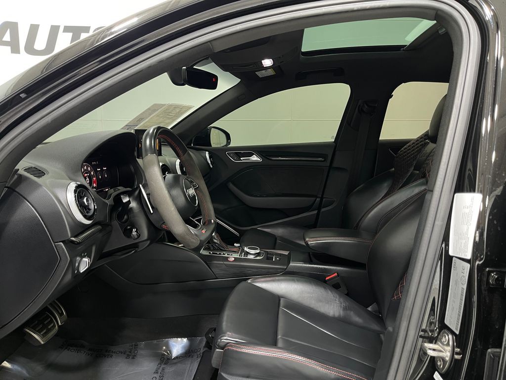 2018 Audi RS 3 Image 14