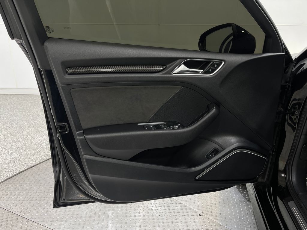 2018 Audi RS 3 Image 16