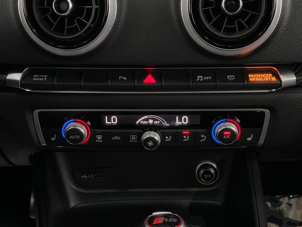 2018 Audi RS 3 Image 26