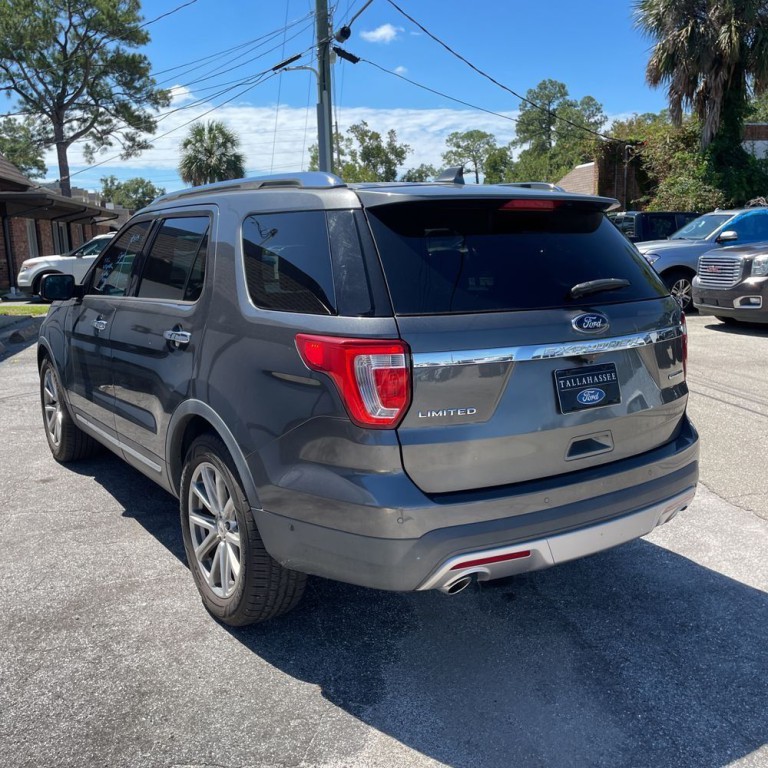 2016 Ford Explorer Image 7